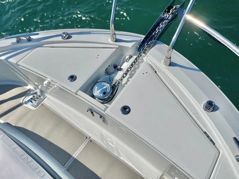 Slide: The Image of Beneteau Antares 12 2024 - 30