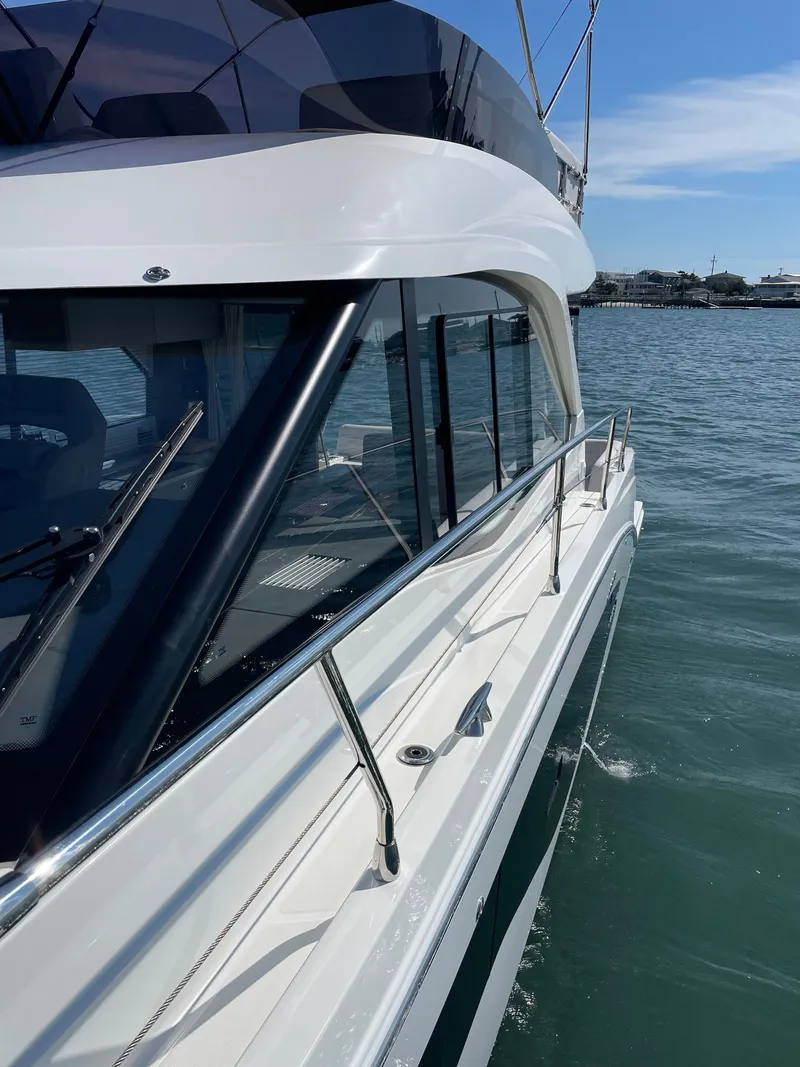 Slide: The Image of Beneteau Antares 12 2024 - 34