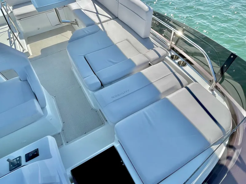 Slide: The Image of Beneteau Antares 12 2024 - 45