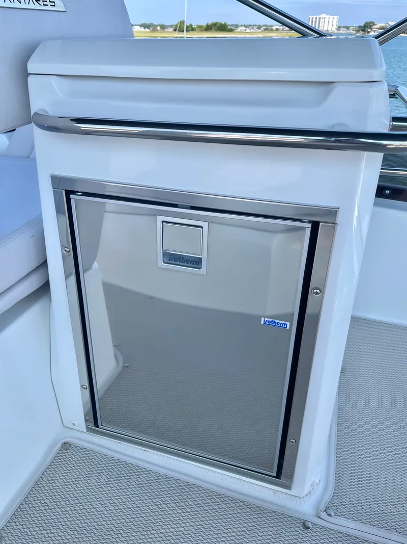 Slide: The Image of Beneteau Antares 12 2024 - 49