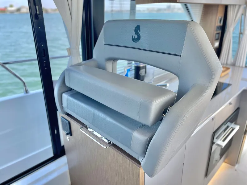 Slide: The Image of Beneteau Antares 12 2024 - 61