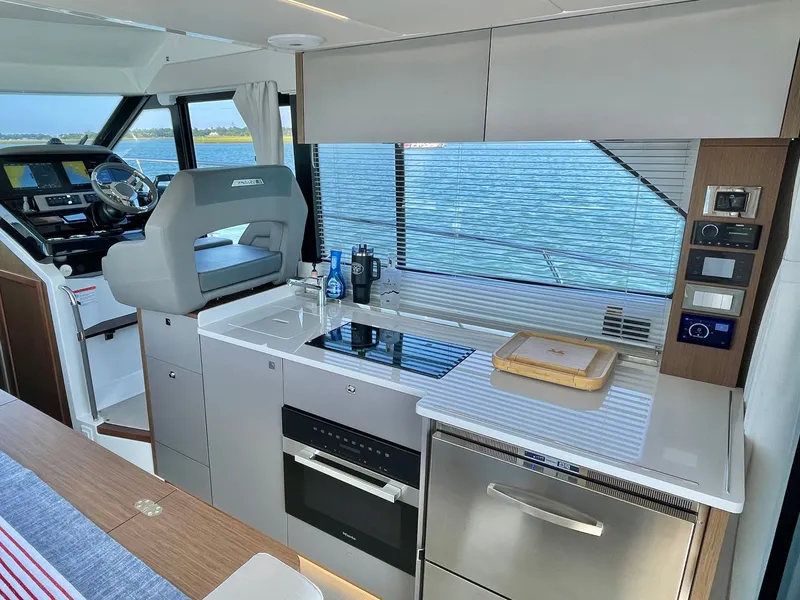 Slide: The Image of Beneteau Antares 12 2024 - 71