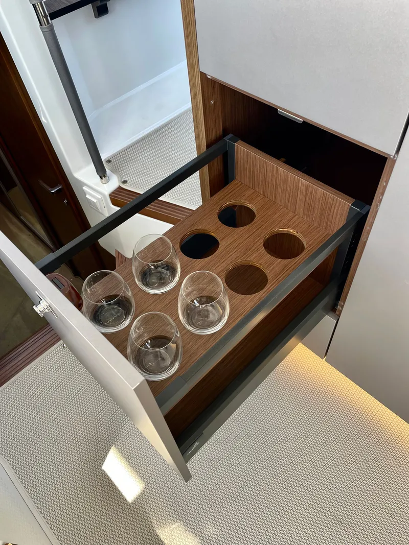 Slide: The Image of Beneteau Antares 12 2024 - 79