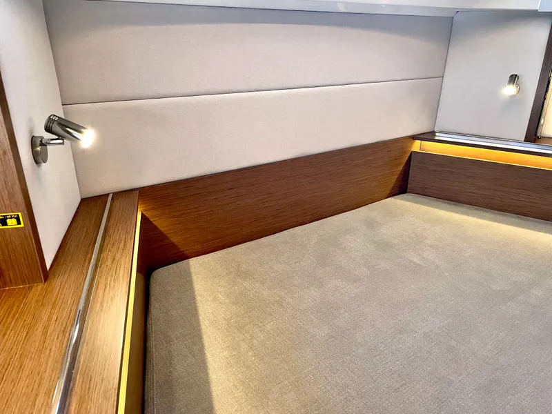 Slide: The Image of Beneteau Antares 12 2024 - 83