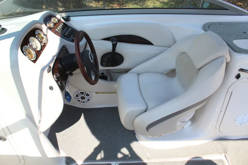 Slide: The Image of Chaparral 256 SSi 2005 - 10