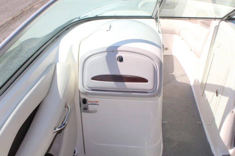 Slide: The Image of Chaparral 256 SSi 2005 - 12