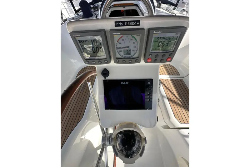 Slide: The Image of Beneteau Oceanis Clipper 373 cockpit with navigation instruments, 2005 model. - 5