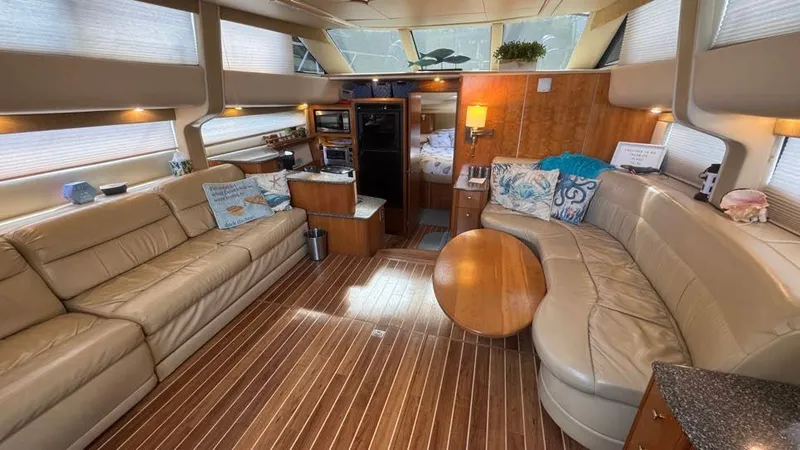 Slide: The Image of 2004 Meridian 459 Salon looking forward - 14