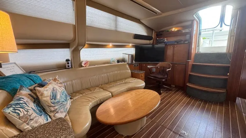 Slide: The Image of 2004 Meridian 459 Salon - 17