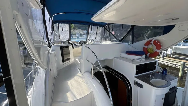 Slide: The Image of 2004 Meridian 459 Aft Sundeck - 3