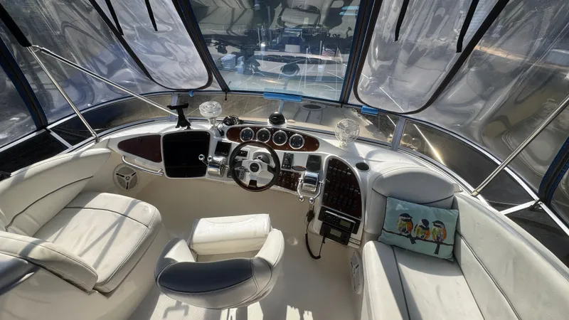 Slide: The Image of 2004 Meridian 459 Flybridge Helm - 9