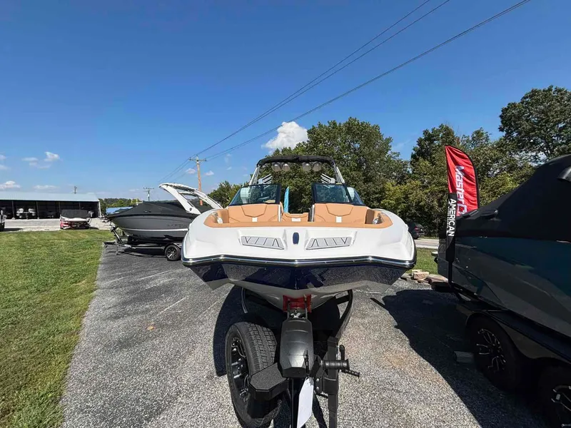 Slide: The Image of MasterCraft XT24 2026 - 4