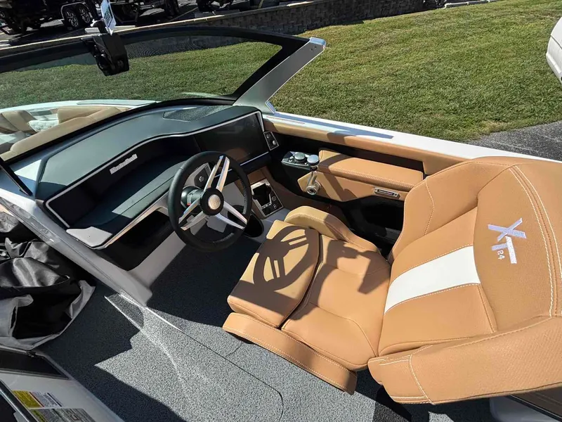 Slide: The Image of MasterCraft XT24 2026 - 9