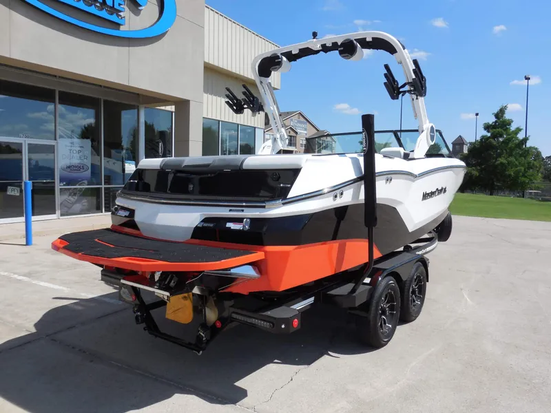 Slide: The Image of MasterCraft NXT22 2026 - 4