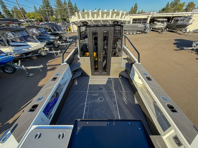 Slide: The Image of Stabi-Craft 2750 Ultra Centrecab 2026 - 23