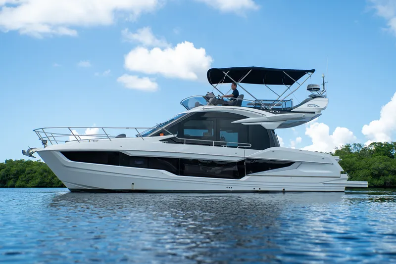 Slide: The Image of Galeon 400 FLY 2022 - 79