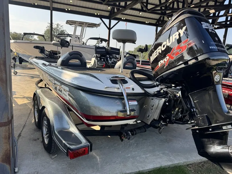 Slide: The Image of Nitro Z-8 2014 - 4