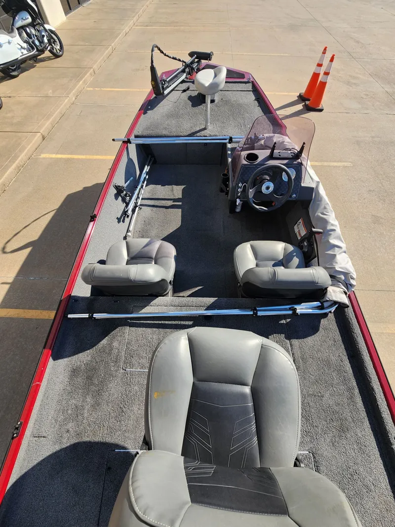 Slide: The Image of Tracker Bass Tracker Classic XL 2020 - 10