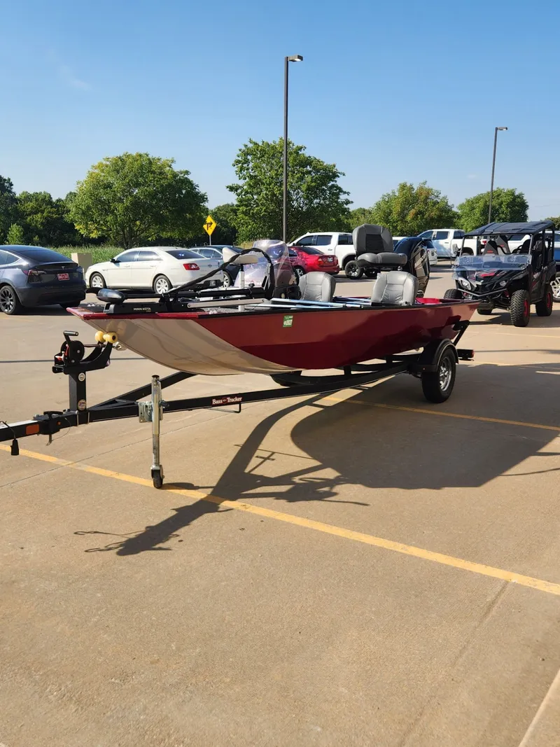 Slide: The Image of Tracker Bass Tracker Classic XL 2020 - 4