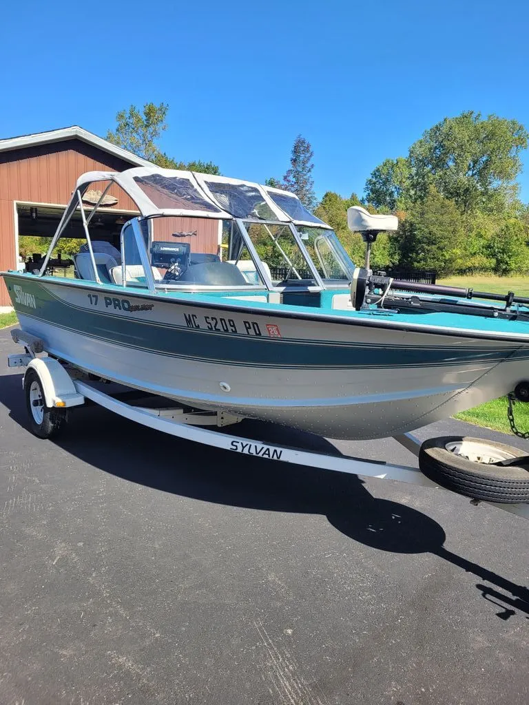 Slide: The Image of Sylvan 17 Pro Select 1995 - 1