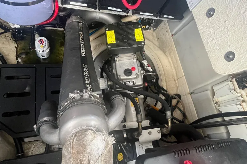 Slide: The Image of Engine compartment of a 2010 Monterey 400 Sport Yacht with Volvo Penta components. - 38
