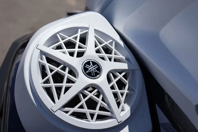 Slide: The Image of Yamaha VX CRUISER HO W/AUDIO-NIGHTSHADE/WHITE 2026 - 13