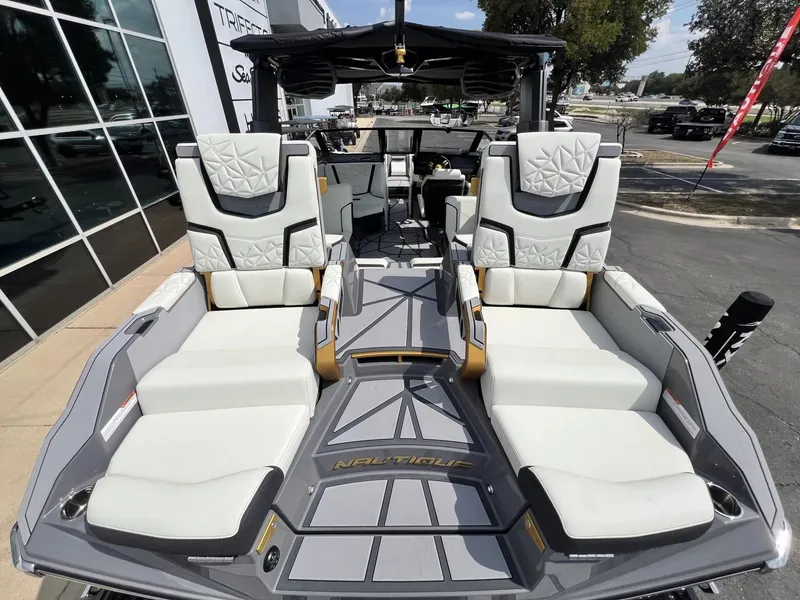 Slide: The Image of Nautique Super Air Nautique G23 Paragon 2026 - 15