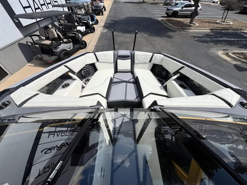 Slide: The Image of Nautique Super Air Nautique G23 Paragon 2026 - 22