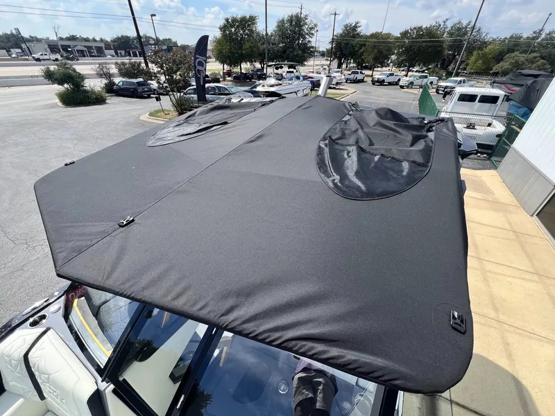 Slide: The Image of Nautique Super Air Nautique G23 Paragon 2026 - 24