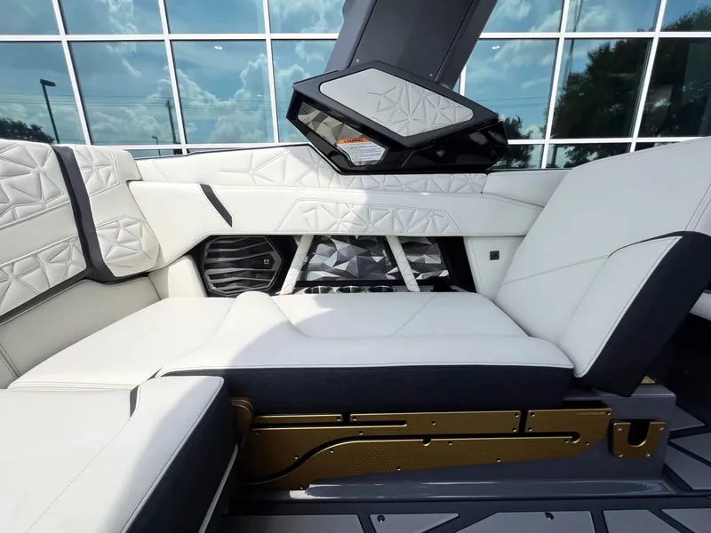 Slide: The Image of Nautique Super Air Nautique G23 Paragon 2026 - 30