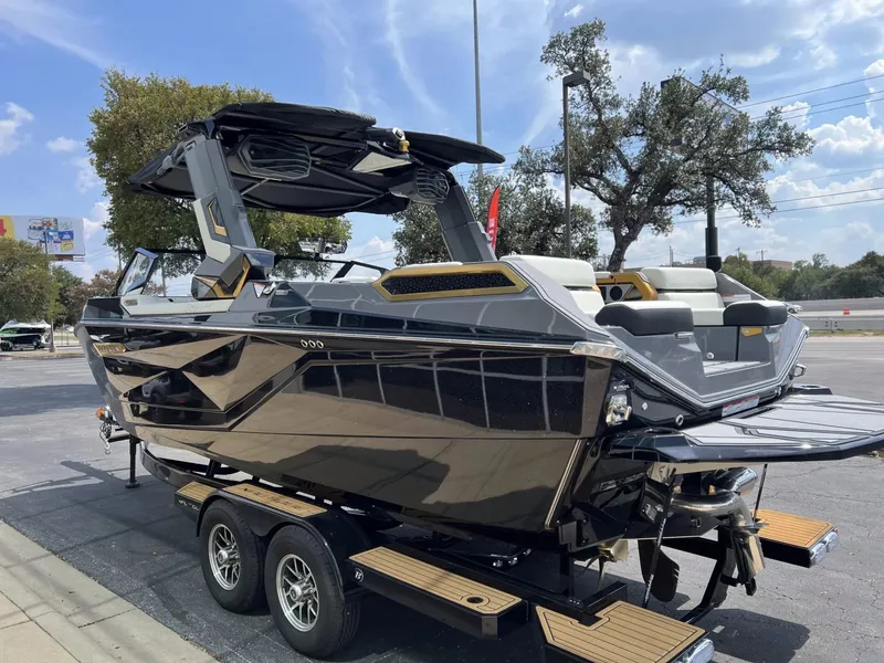 Slide: The Image of Nautique Super Air Nautique G23 Paragon 2026 - 9