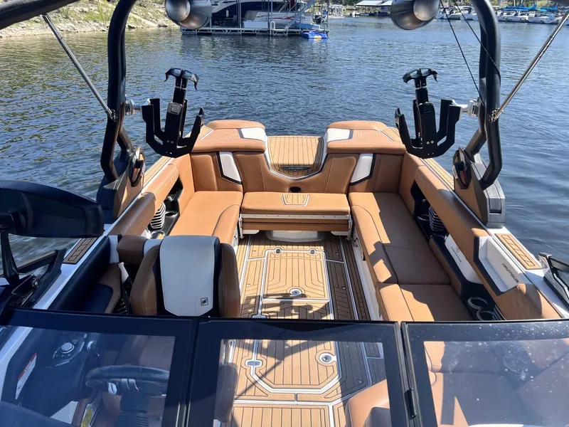 Slide: The Image of Nautique G25 2020 - 14