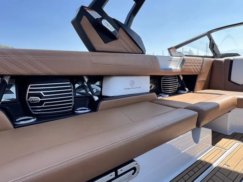 Slide: The Image of Nautique G25 2020 - 26