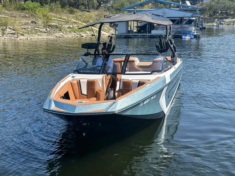 Slide: The Image of Nautique G25 2020 - 8