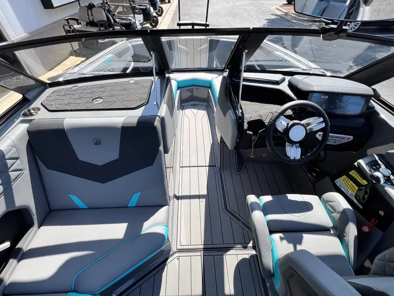 Slide: The Image of Nautique Super Air Nautique GS20 2025 - 15