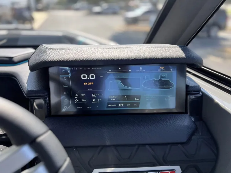 Slide: The Image of Nautique Super Air Nautique GS20 2025 - 26