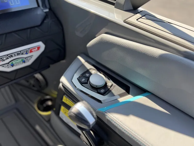 Slide: The Image of Nautique Super Air Nautique GS20 2025 - 29