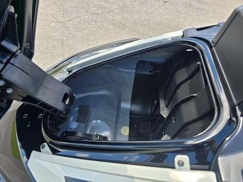 Slide: The Image of Yamaha Waverunner VX Cruiser HO 2026 storage compartment open. - 25