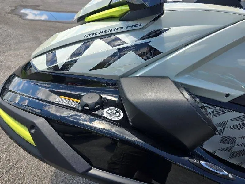 Slide: The Image of 2026 Yamaha Waverunner VX Cruiser HO with Audio, close-up of design. - 27
