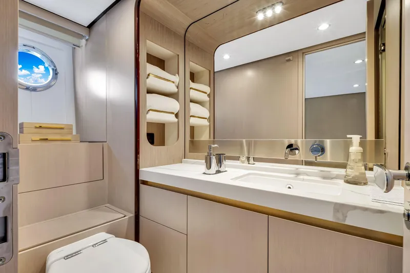 Slide: The Image of Azimut Fly 60 2022 - 59