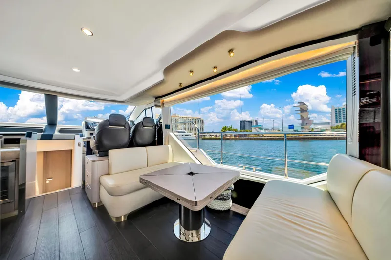 Slide: The Image of Azimut Fly 60 2022 - 74