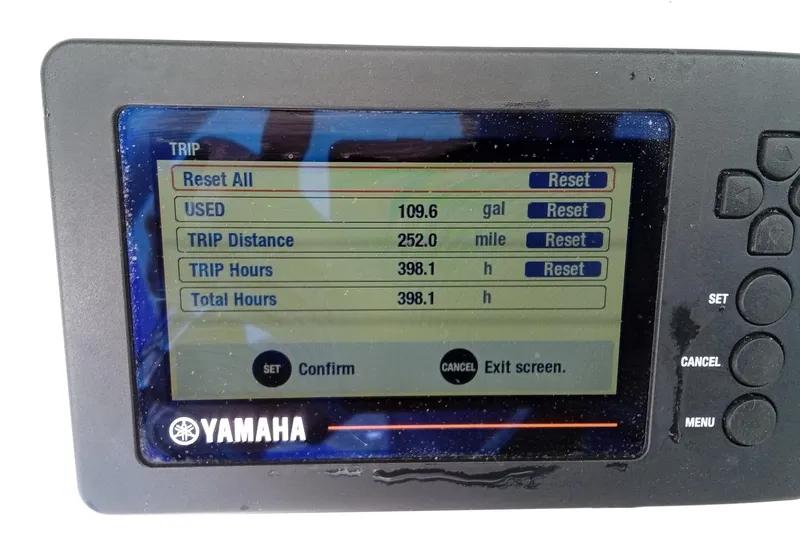 Slide: The Image of Yamaha display showing trip data: 109.6 gallons used, 252 miles traveled, 398.1 hours total. - 44