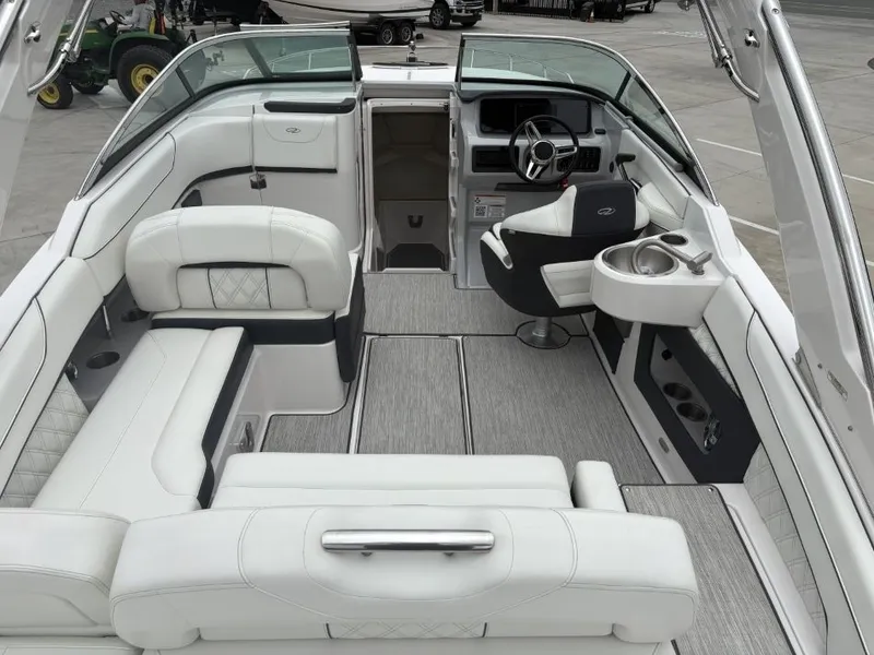 Slide: The Image of Regal LS4C 2020 - 10