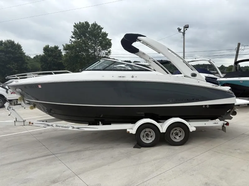 Slide: The Image of Regal LS4C 2020 - 3