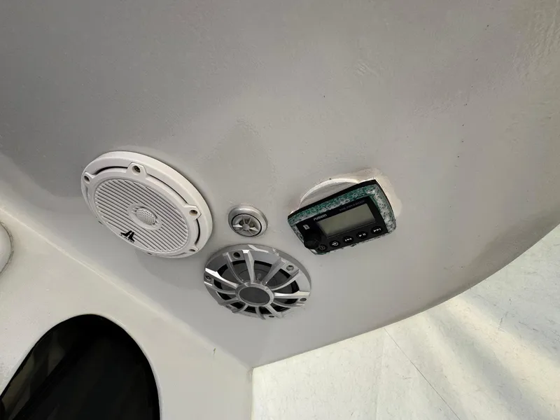 Slide: The Image of Ceiling of 1998 Ocean Yachts 40 Super Sport with speakers and electronic display. - 21