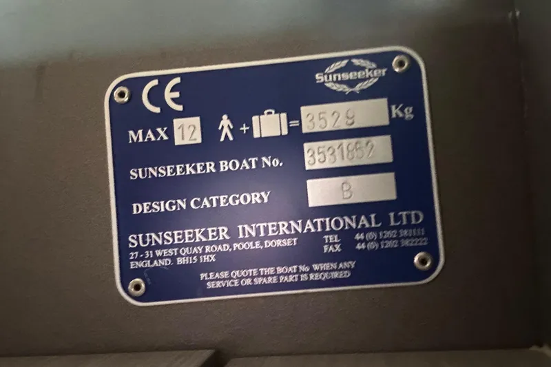 Slide: The Image of 2018 Sunseeker Manhattan 52 capacity plate, max 12 people, design category B. - 95