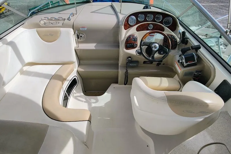 Slide: The Image of Sea Ray 280 Sundancer 2008 - 7
