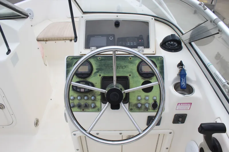 Slide: The Image of Scout 205 Dorado 2005 - 16