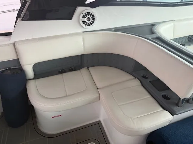 Slide: The Image of Cobalt A40 2016 - 10