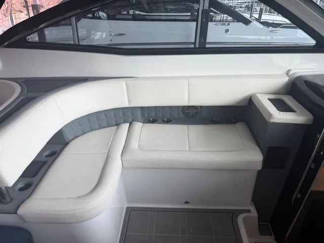 Slide: The Image of Cobalt A40 2016 - 9